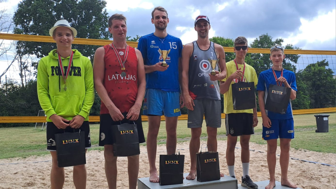 Dundagas atklātais turnīrs pludmales volejbolā