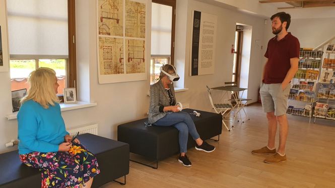 Virtuālās realitātes brilles