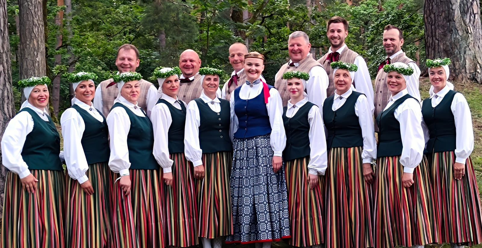 Novada deju kolektīvi dejas eposa „Dūna” koncertā