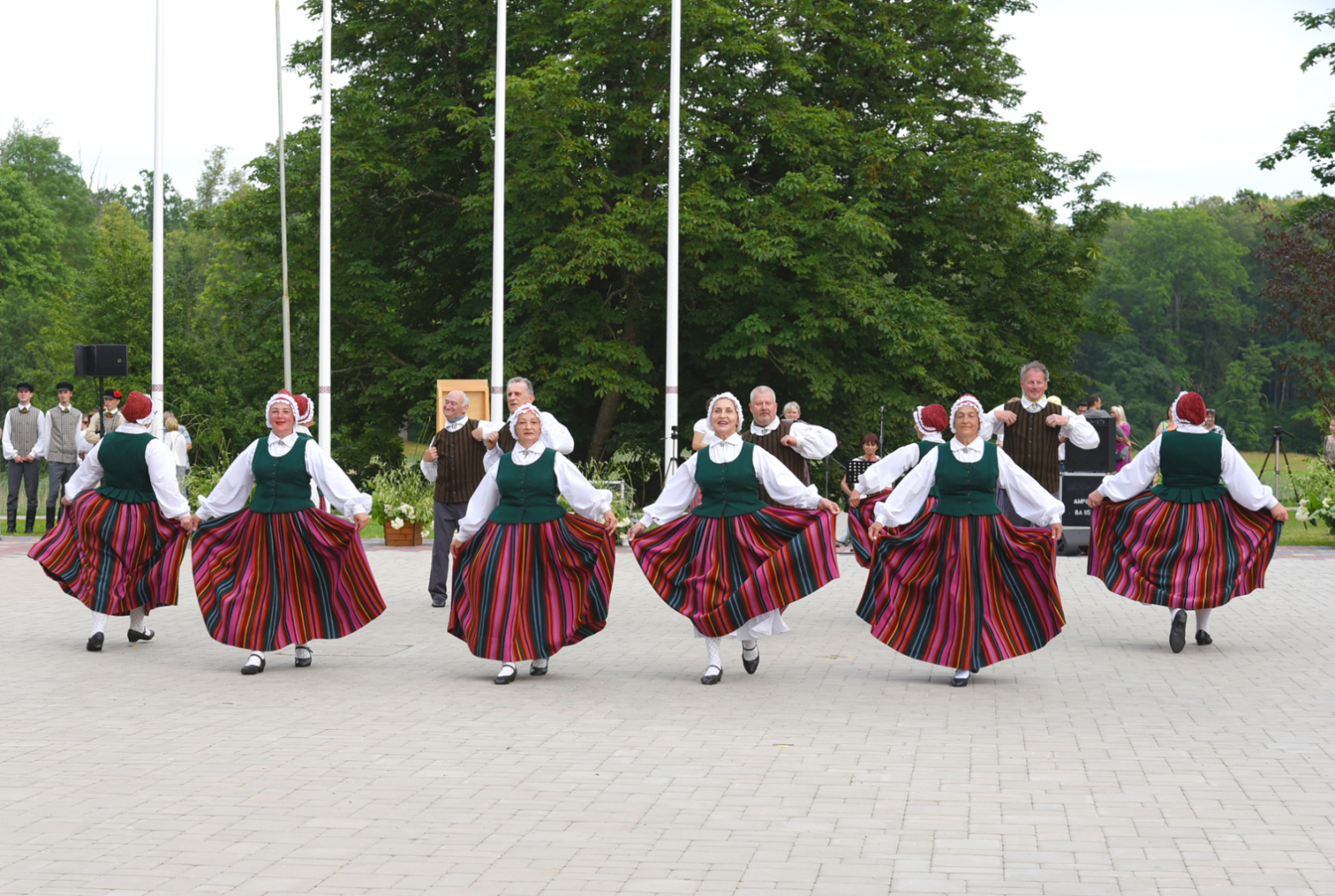 Dundagas sklandraušu festivāls