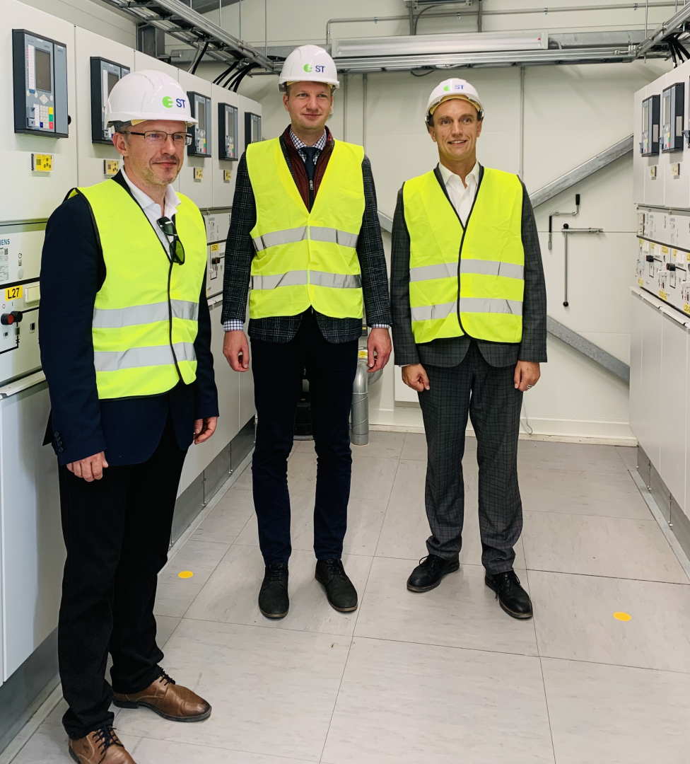 Klimata un enerģētikas ministrs Kaspars Melnis reģionālajā vizītē apmeklē Talsu novadu
