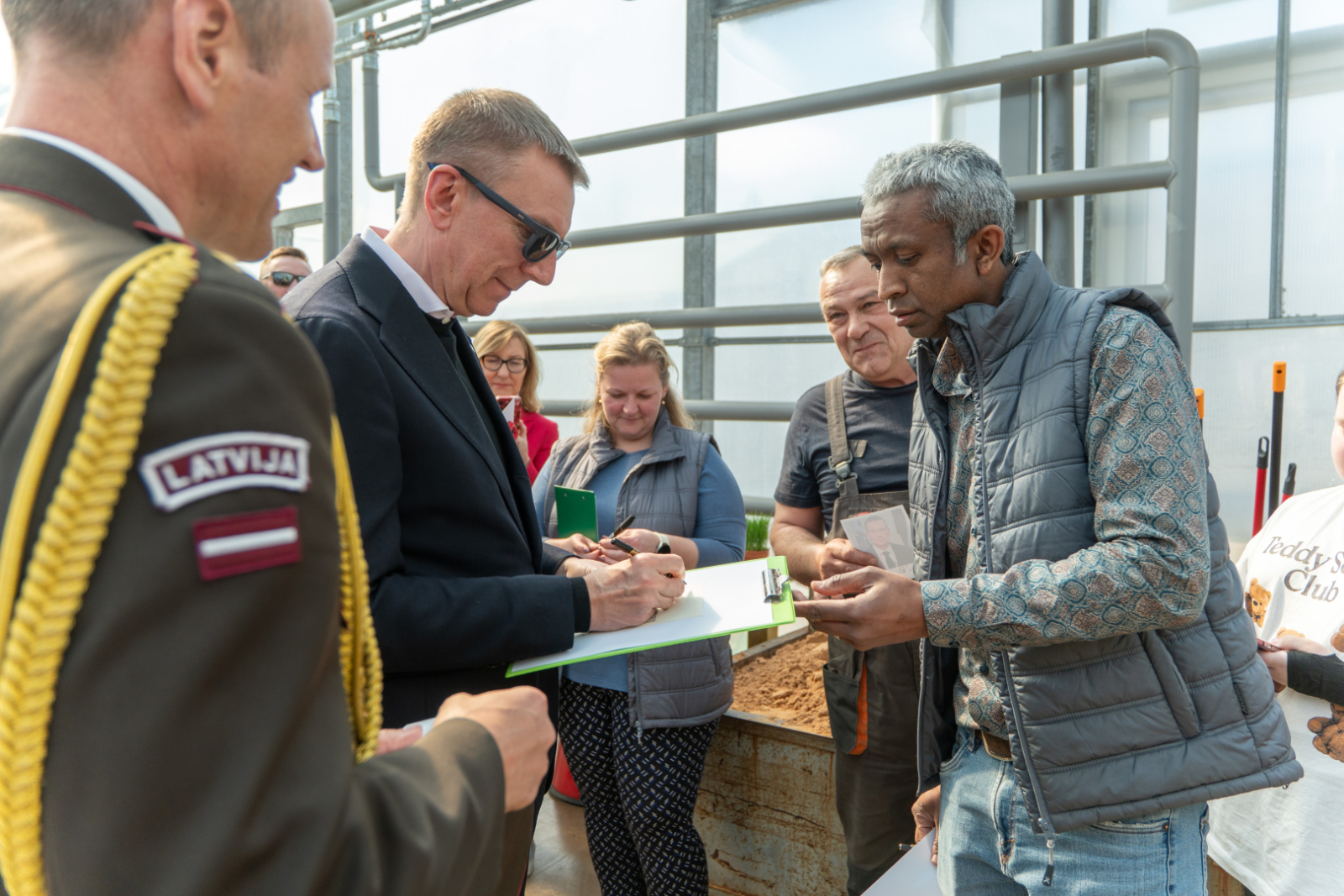 Prezidents Agroresursu un ekonomikas institūta Stendes pētniecības centrā_1
