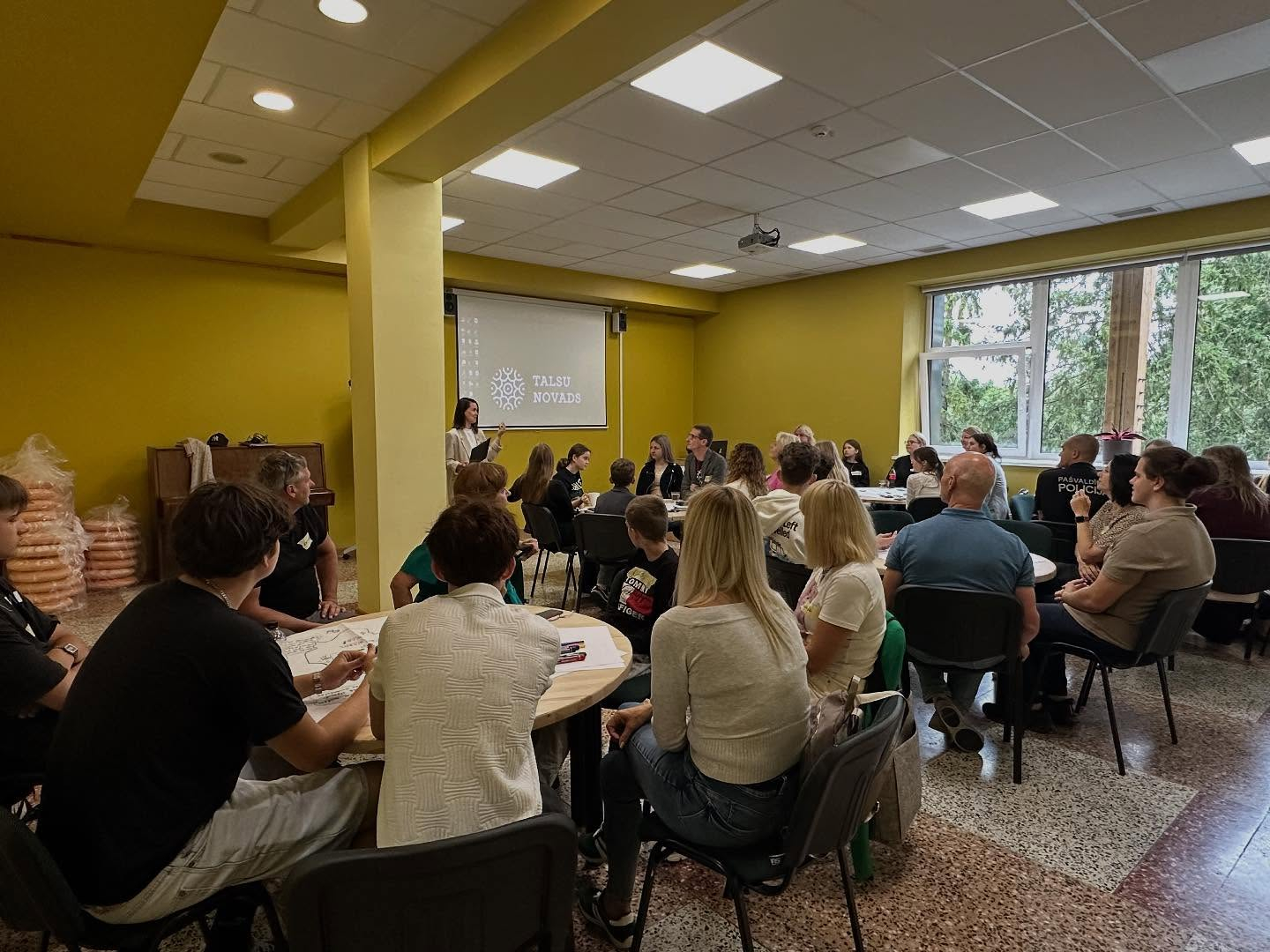 Talsu novada jaunieši noslēdz projektu „Domnīca”, prezentējot savas iniciatīvas novada attīstībai