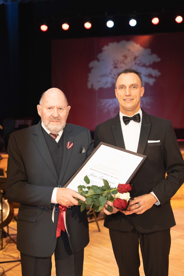 Talsu novada augstāko apbalvojumu pasniegšana 2025