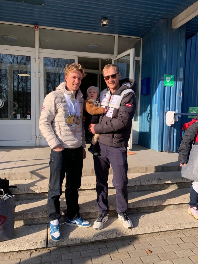 Pasaules junioru čempionāta biatlonā dalībnieku sagaidīšana