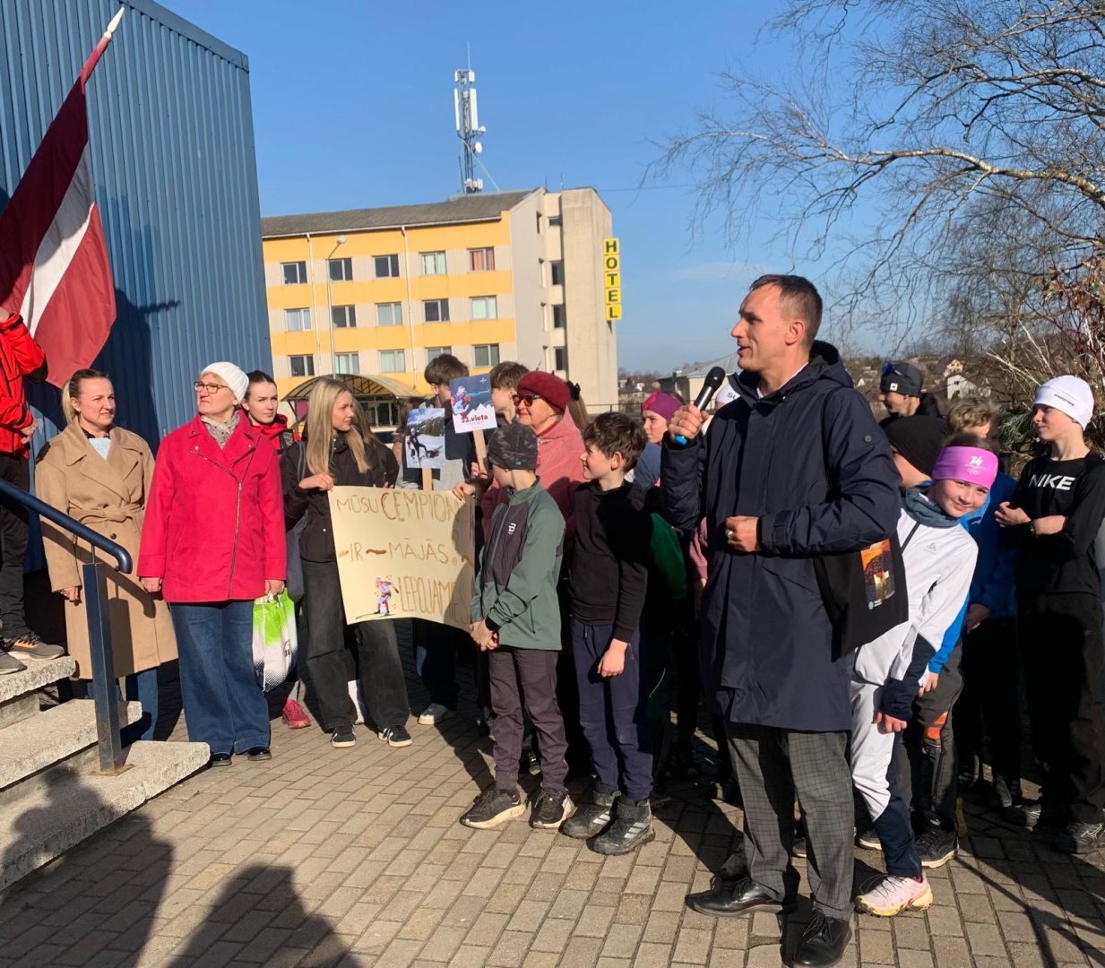 Pasaules junioru čempionāta biatlonā dalībnieku sagaidīšana