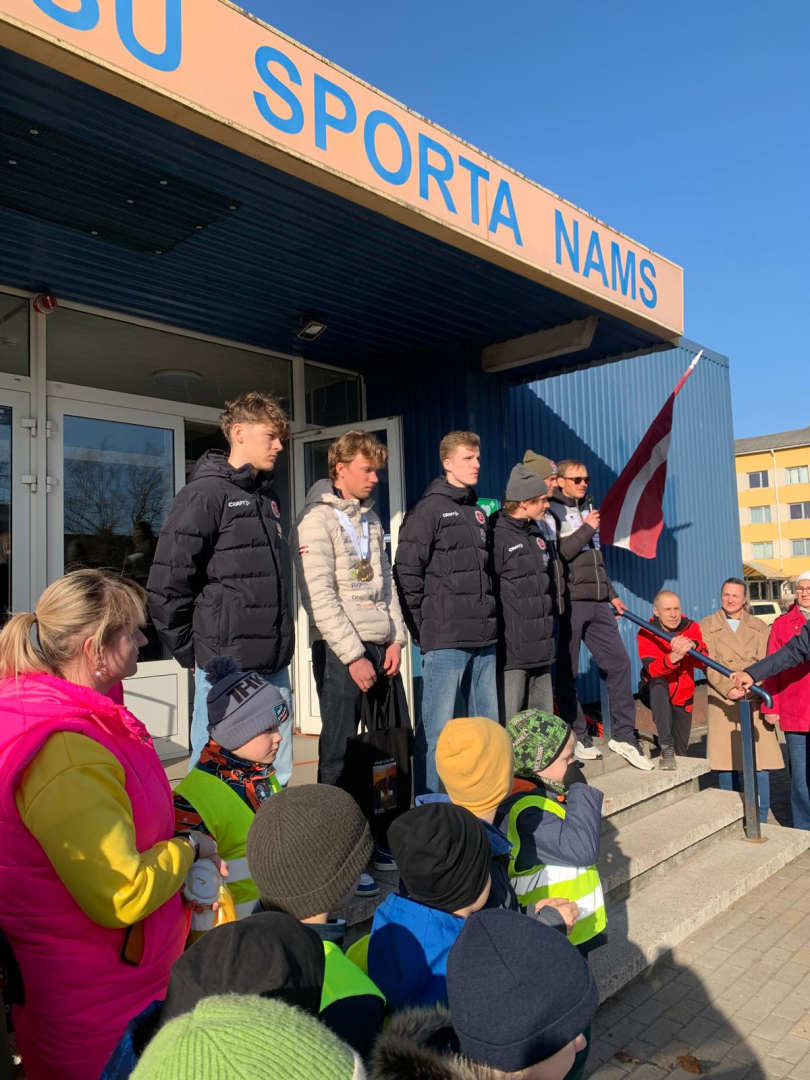 Pasaules junioru čempionāta biatlonā dalībnieku sagaidīšana