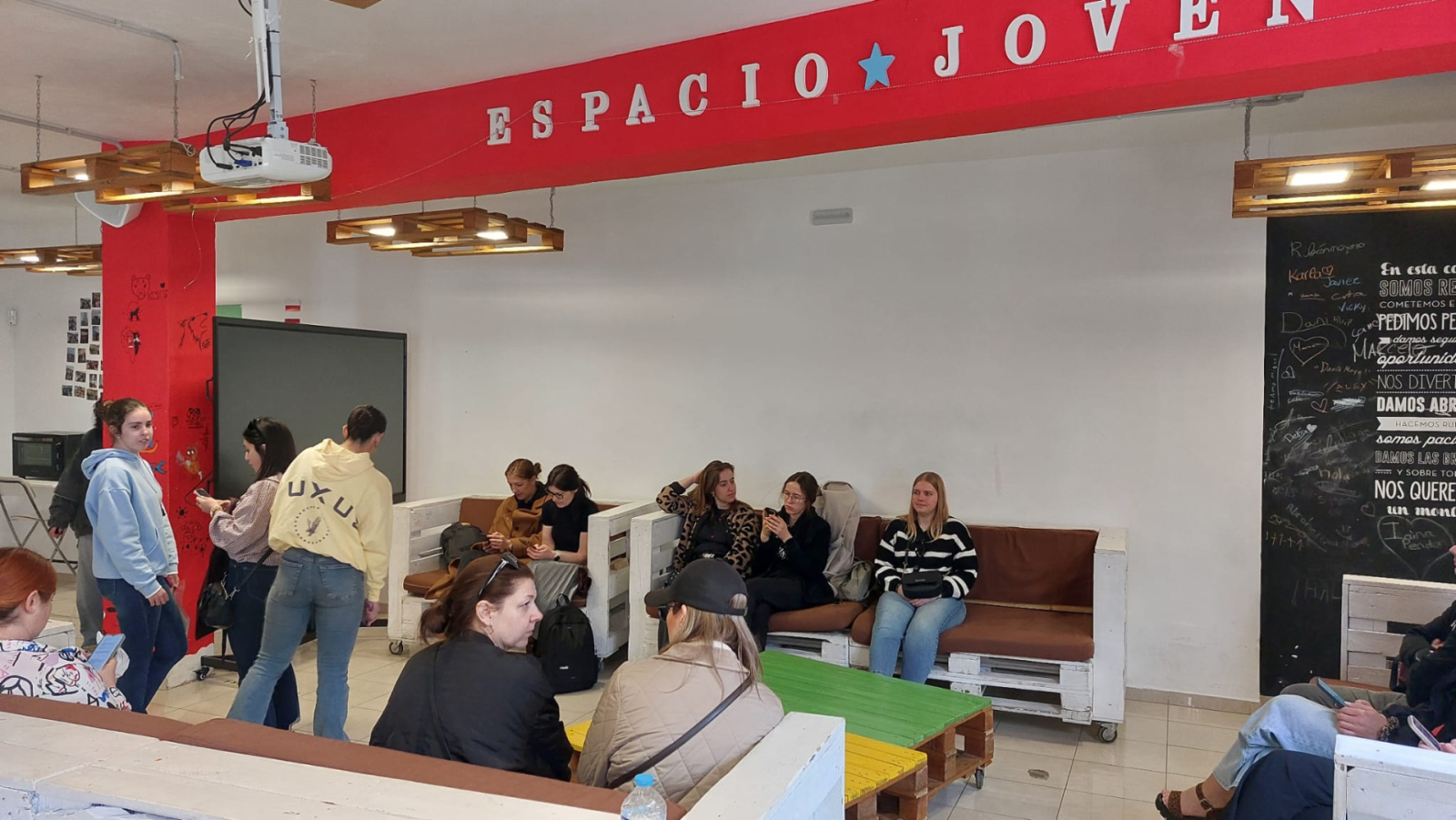 Talsu BJC speciālisti pieredzi darbā ar jaunatni iegūst Spānijā