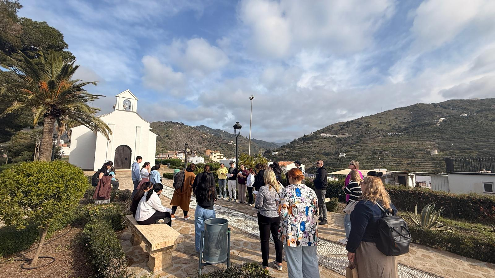 Talsu BJC speciālisti pieredzi darbā ar jaunatni iegūst Spānijā