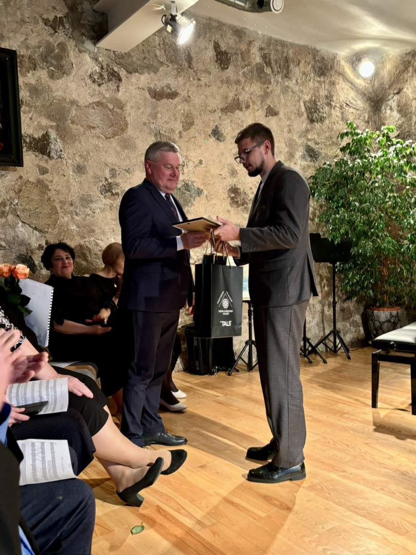 Talsu Mūzikas skolai 70