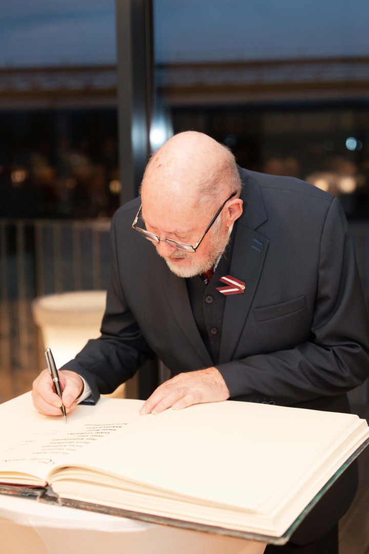 Talsu novada augstāko apbalvojumu pasniegšana 2025