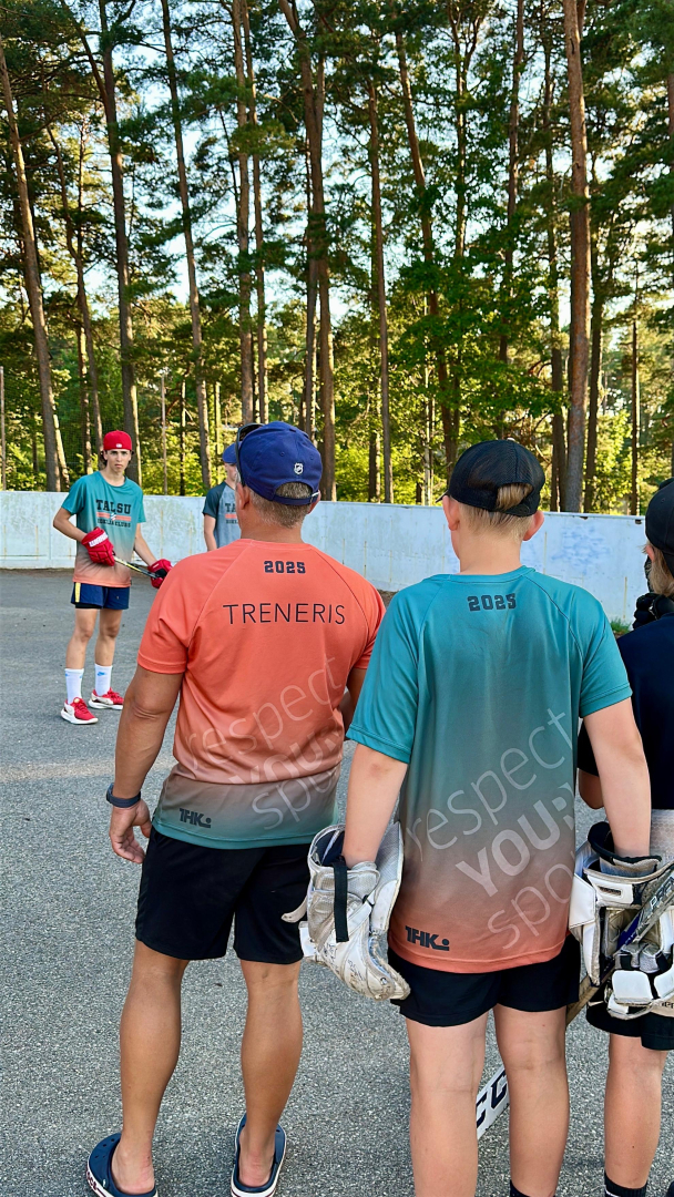 Treniņnometne Rojā hokeja nodaļas audzēkņiem