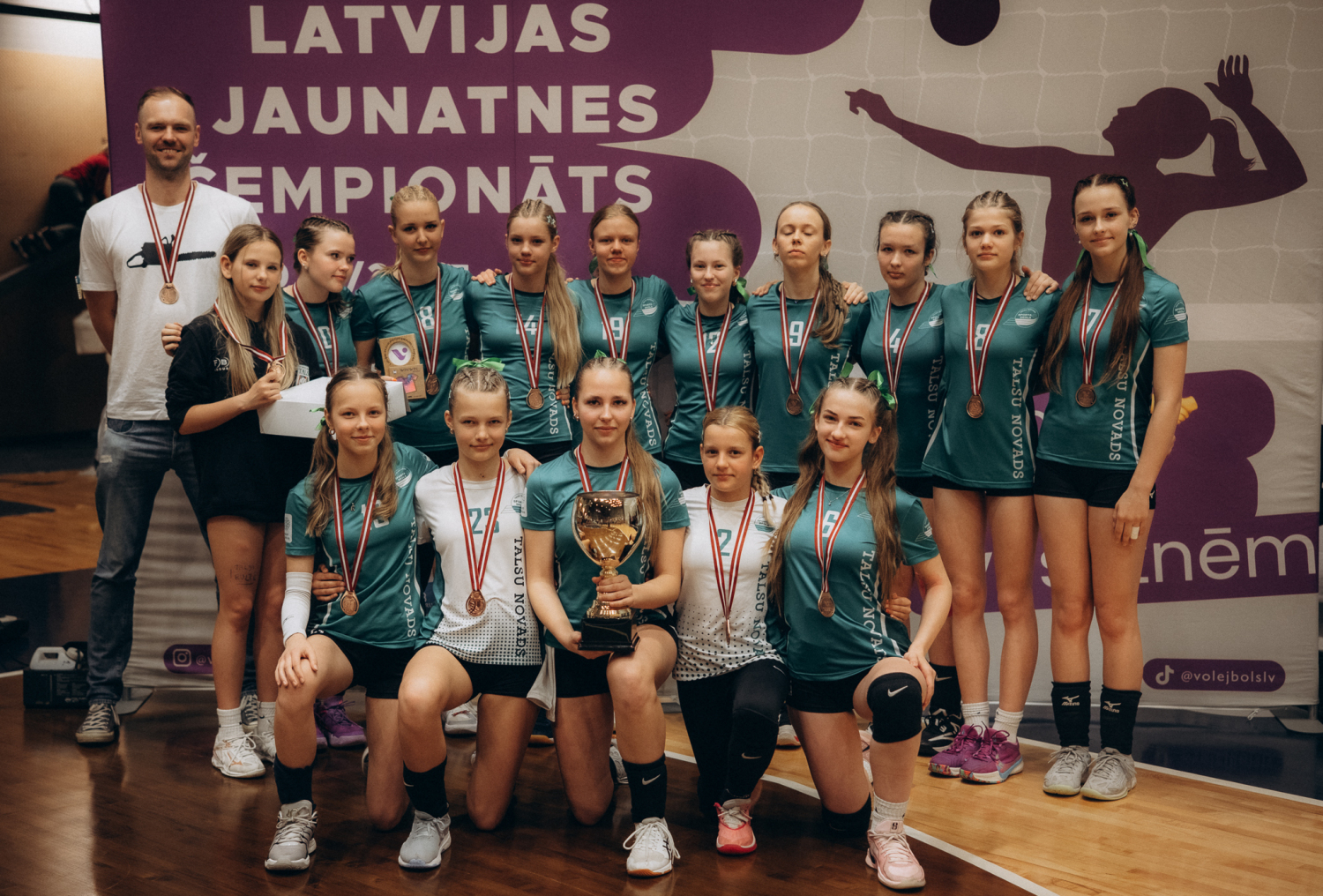 U14 volejbolistēm trešā vieta Jaunatnes čempionātā