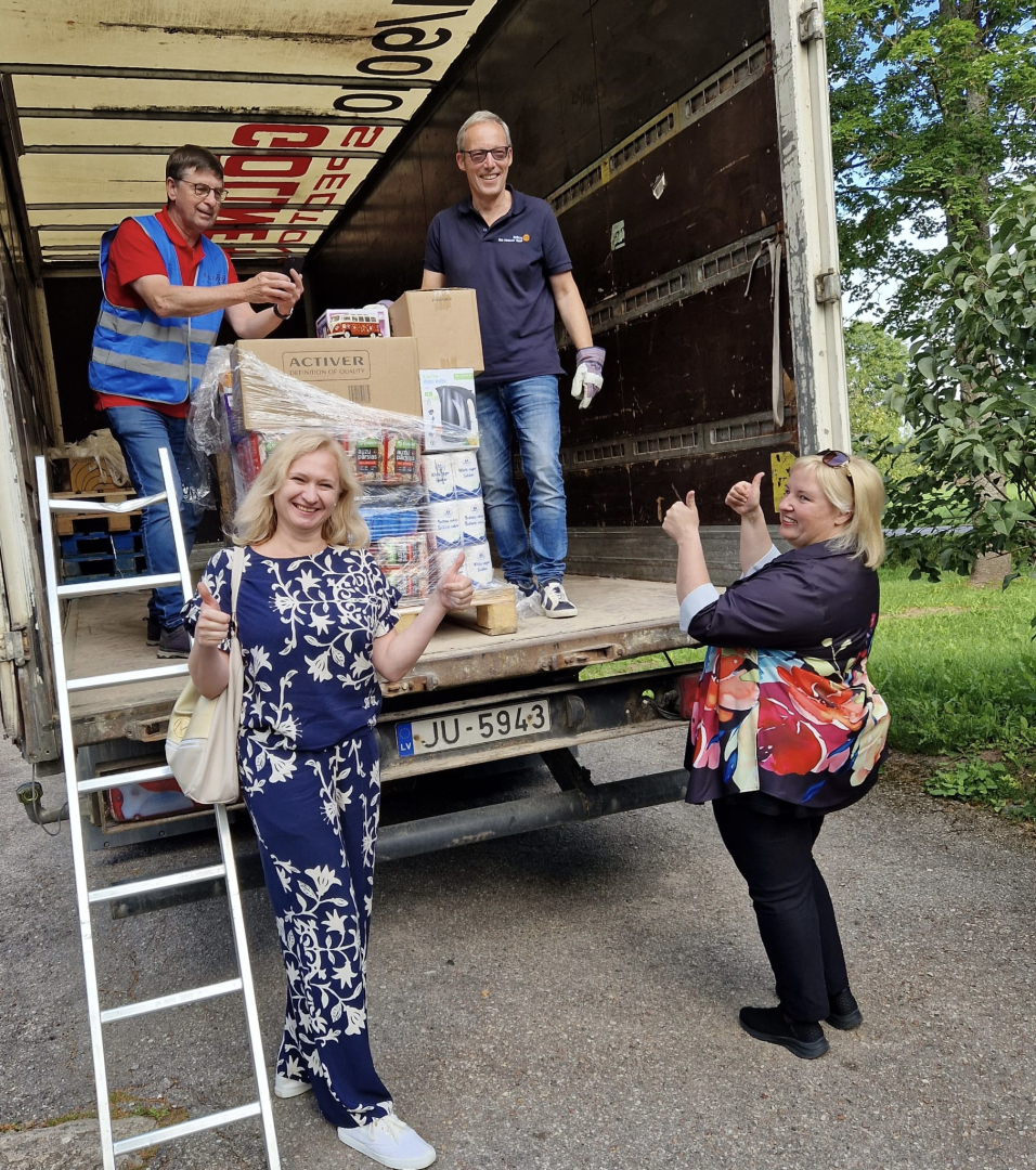 Vācijas Rotary klubs atved humāno palīdzību ukraiņiem