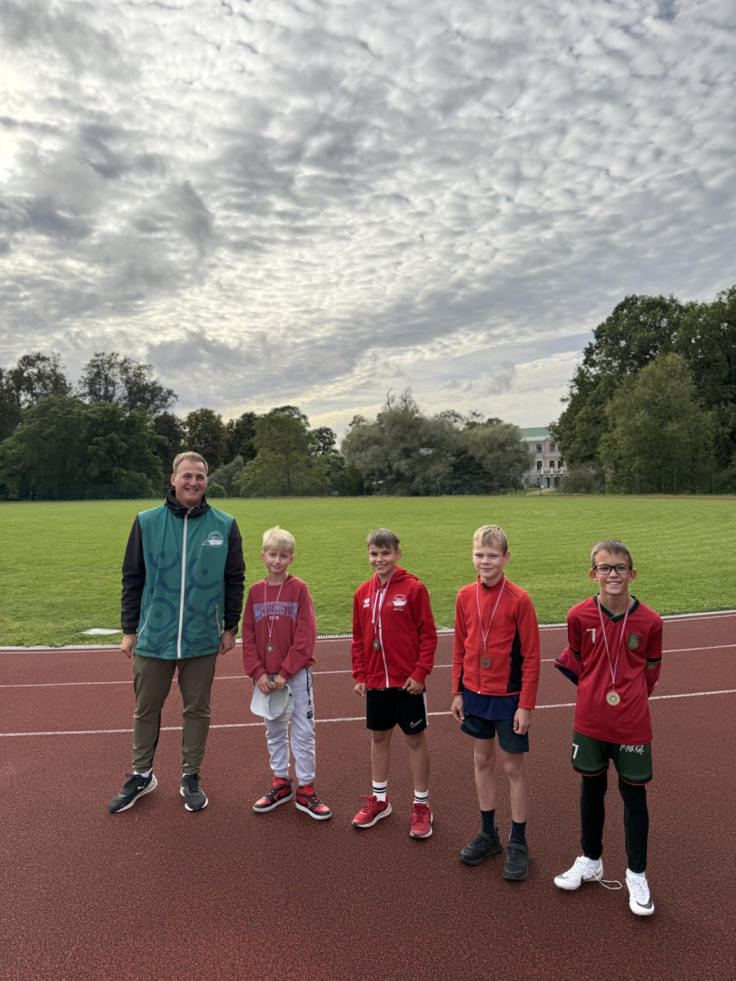 Vieglatlētika – četrcīņa U10 un U12 grupai
