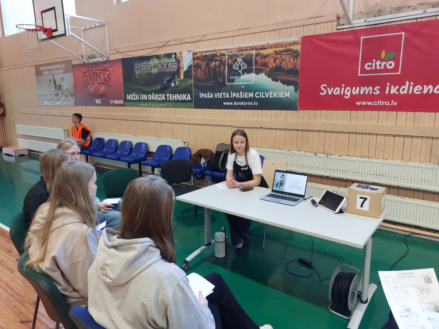 Matu procedūru speciāliste