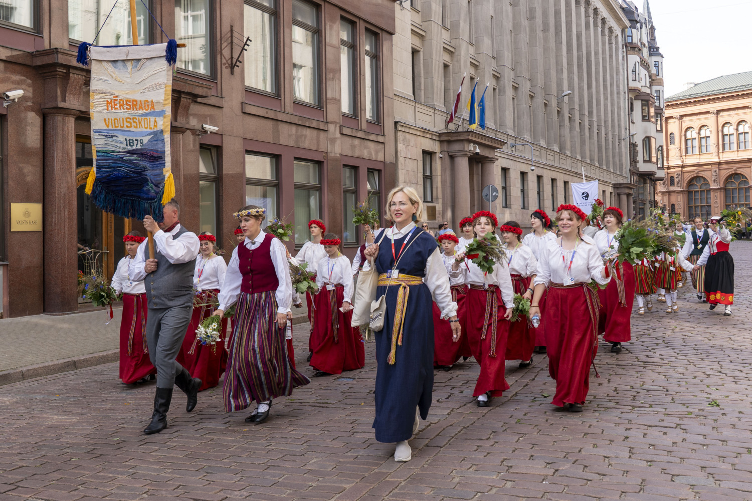 XIII Latvijas Skolu jaunatnes dziesmu un deju svētk