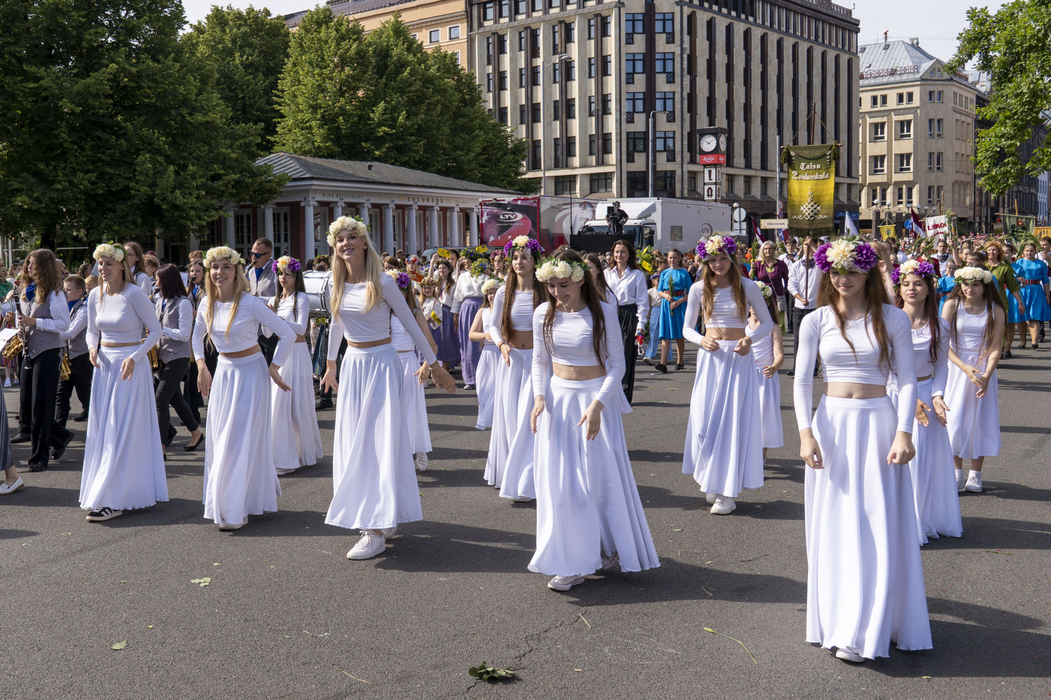 XIII Latvijas Skolu jaunatnes dziesmu un deju svētki