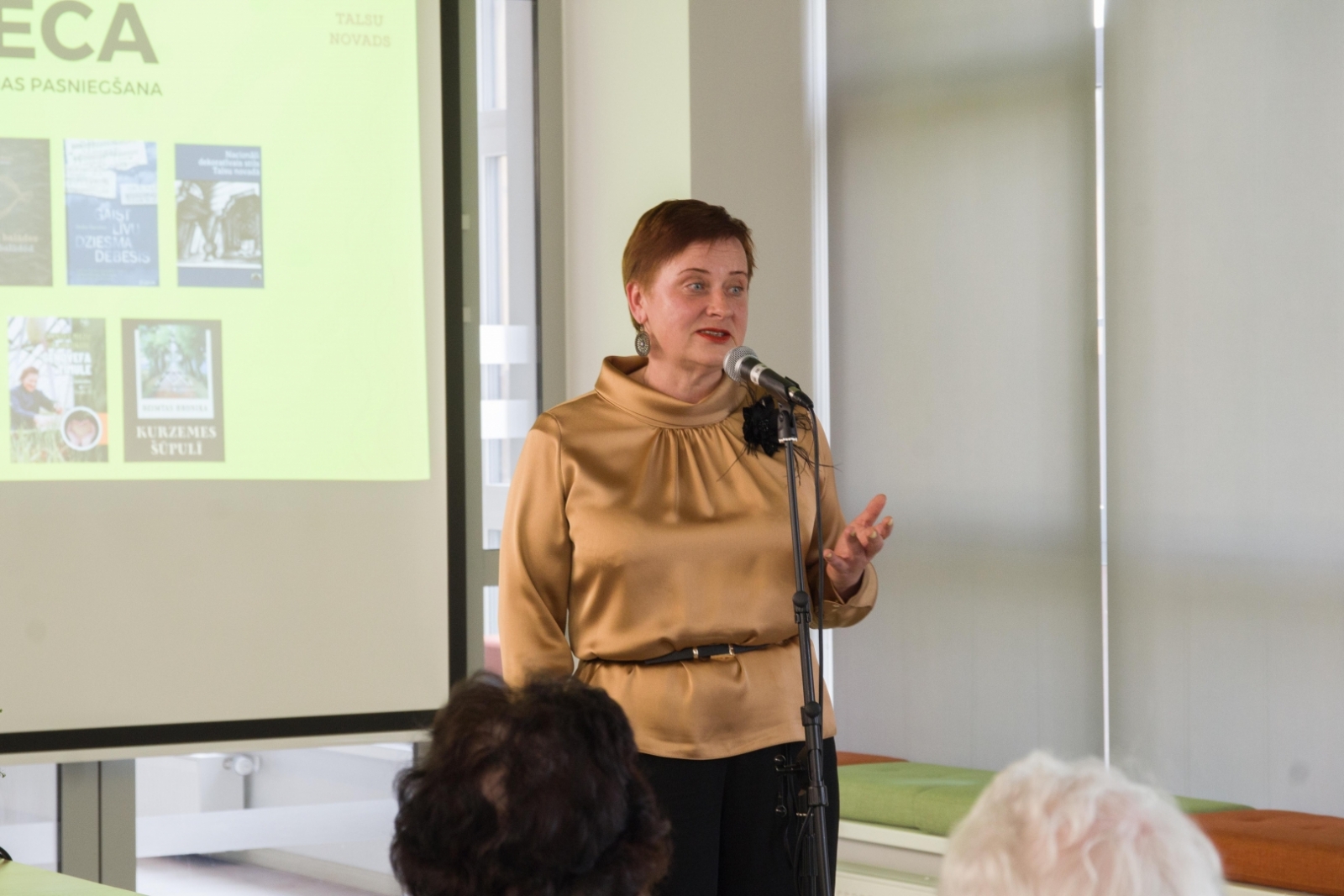 Aleksandra Pelēča literārā prēmija piešķirta grāmatai „Nacionāli dekoratīvais stils Talsu novadā”