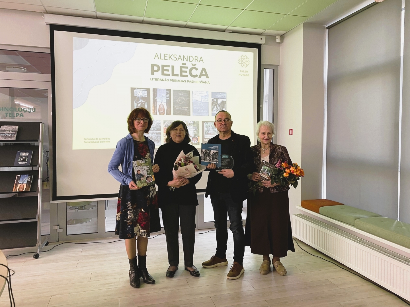 Aleksandra Pelēča literārā prēmija piešķirta grāmatai „Nacionāli dekoratīvais stils Talsu novadā”