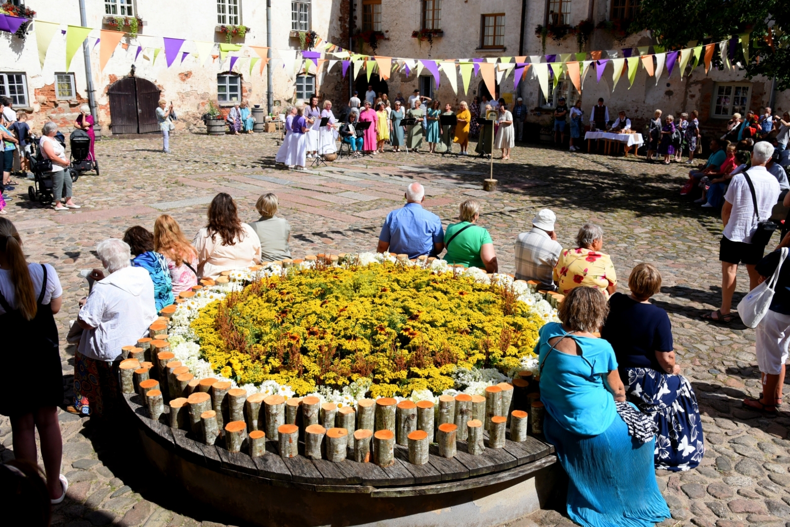 Sklandraušu festivāls Dundagā 2024
