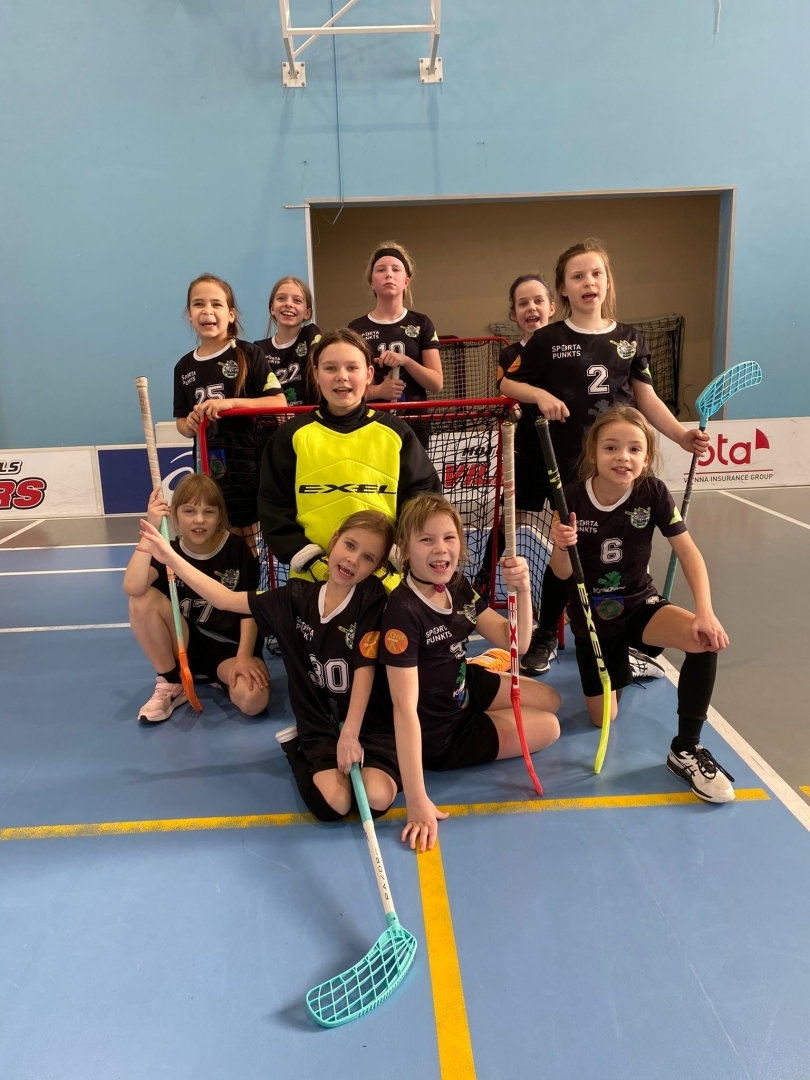 Florbola spēle U10 meitenēm