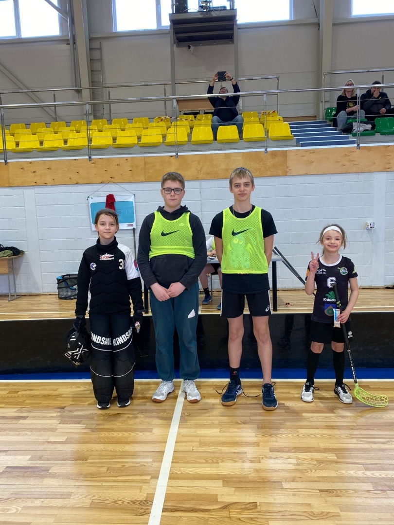 Jaunatnes čempionāts florbolā U10 meitenēm un U9 zēniem