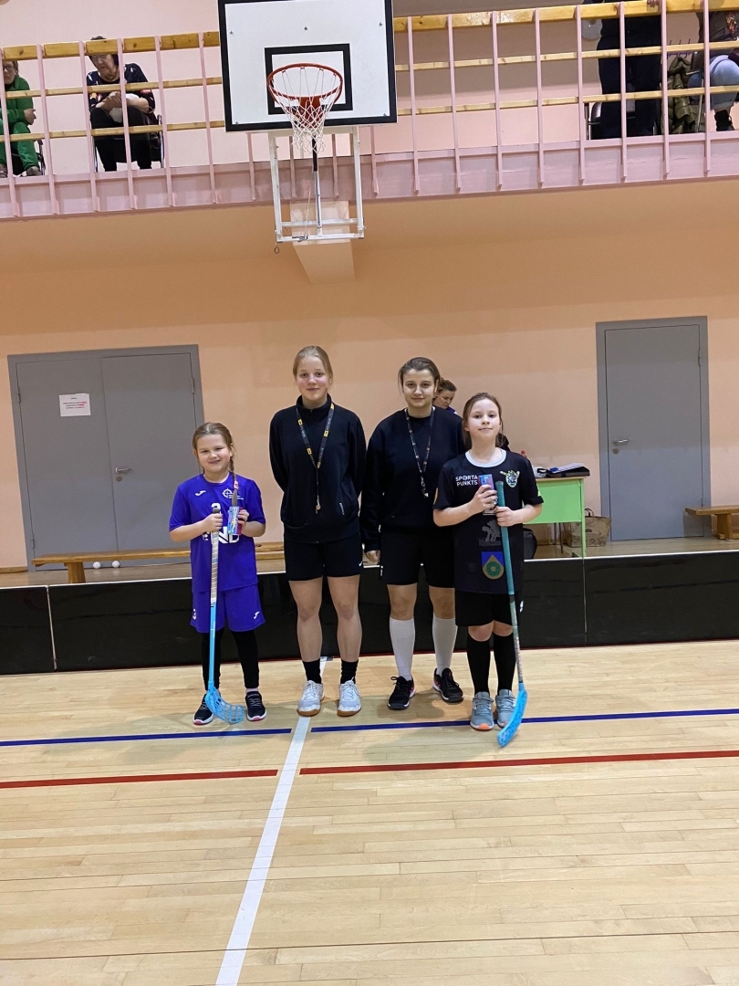 Florbols meitenēm U8 grupa