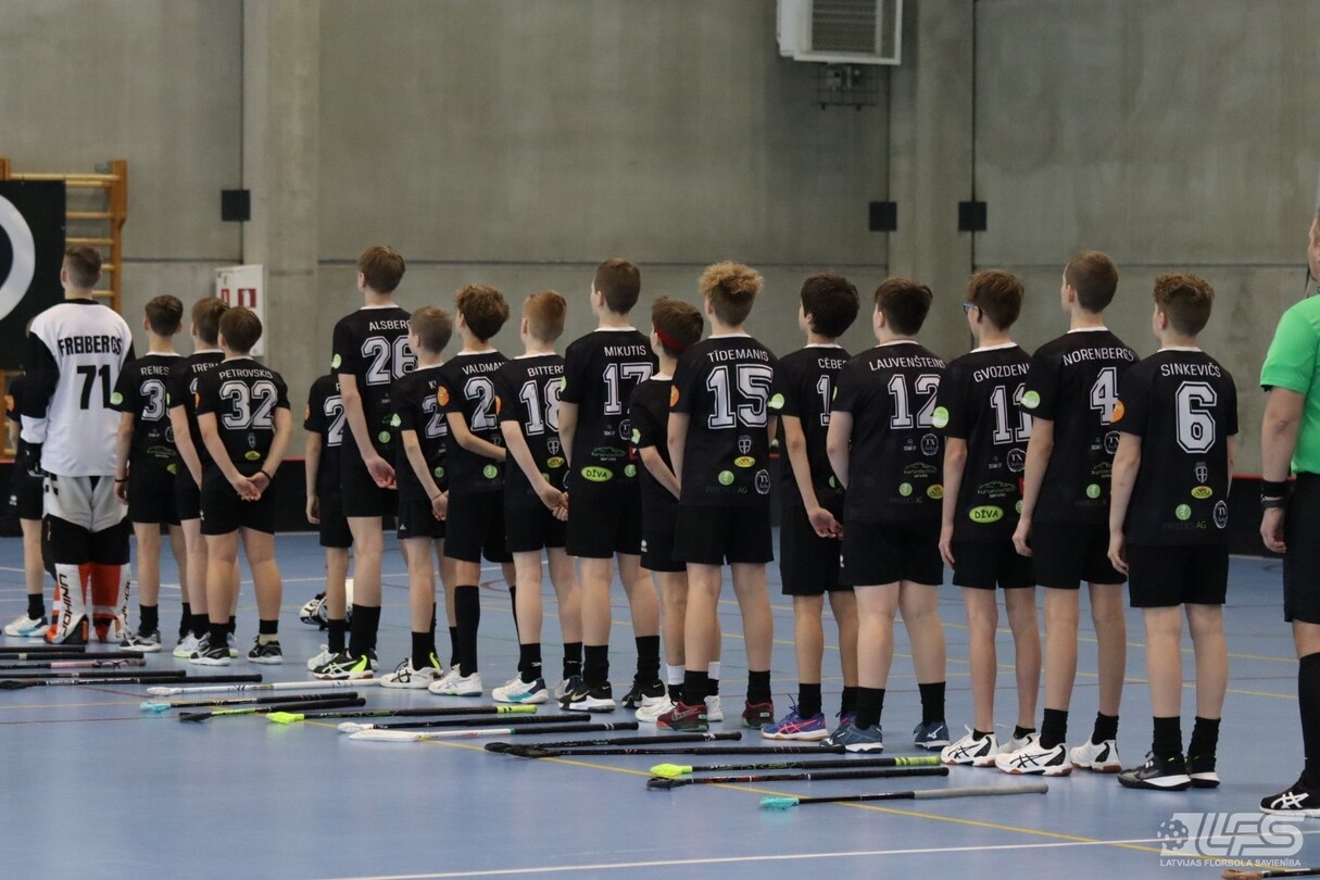 Florbols U12 grupai