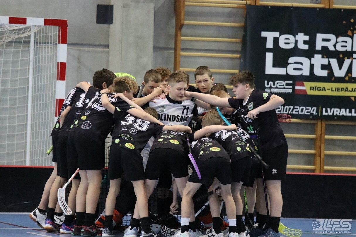 Florbols U12 grupai