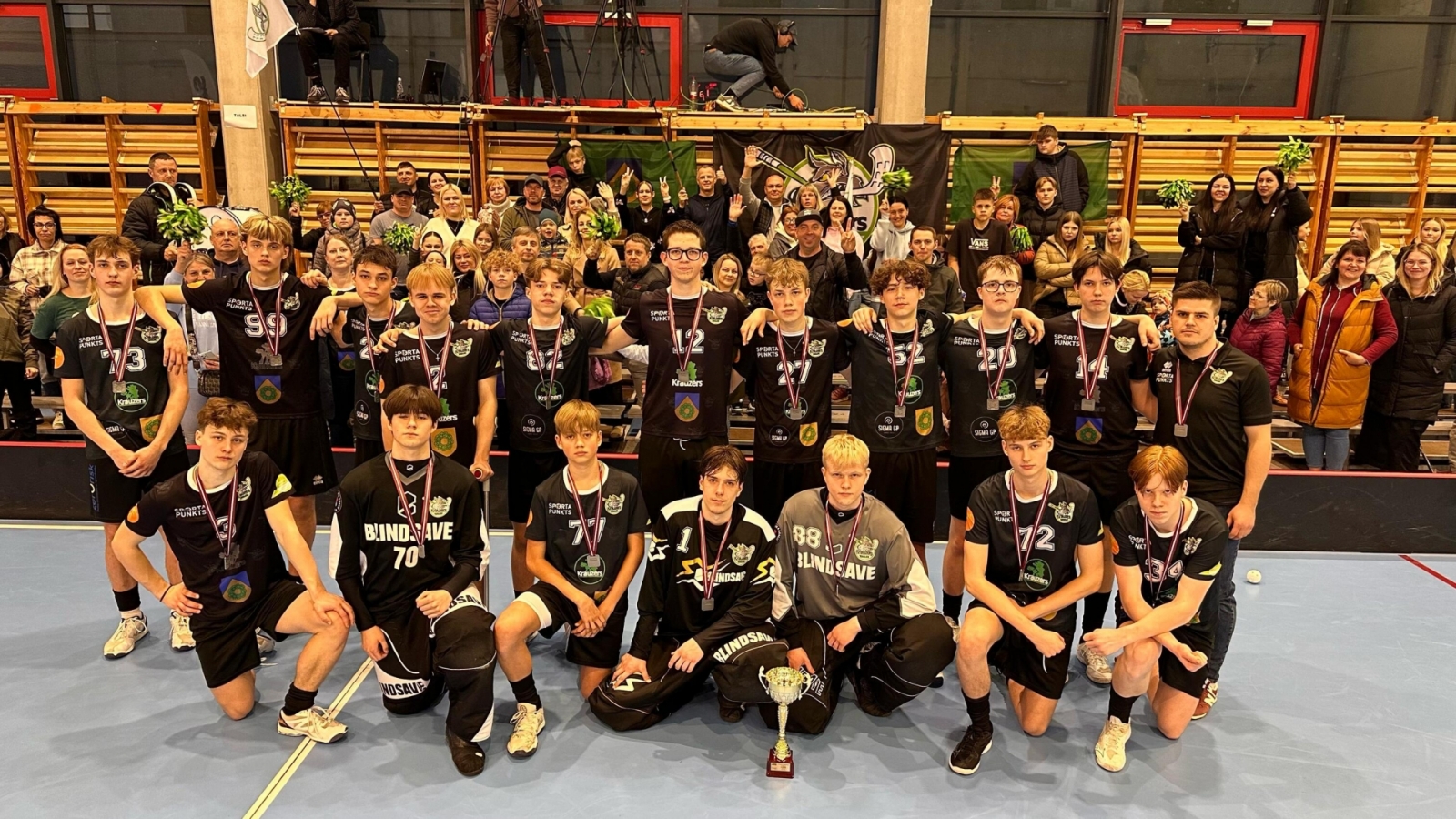 Florbols U16 grupai