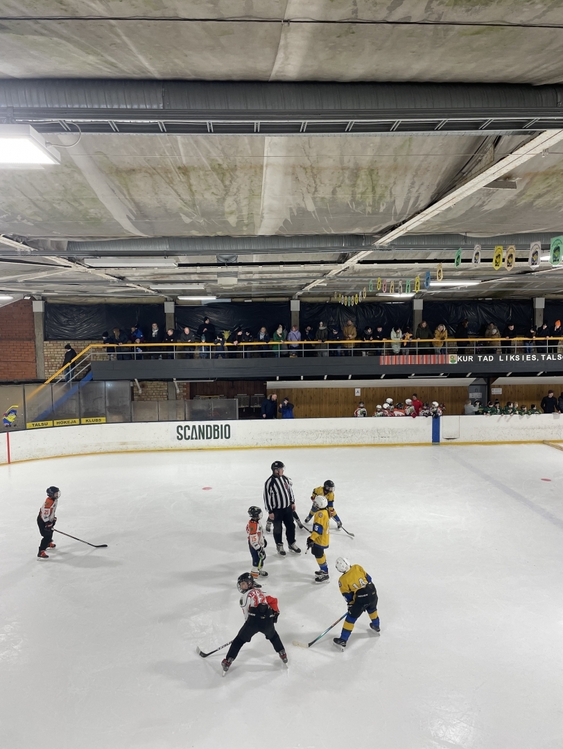Hokeja spēles U10 un U11 grupai