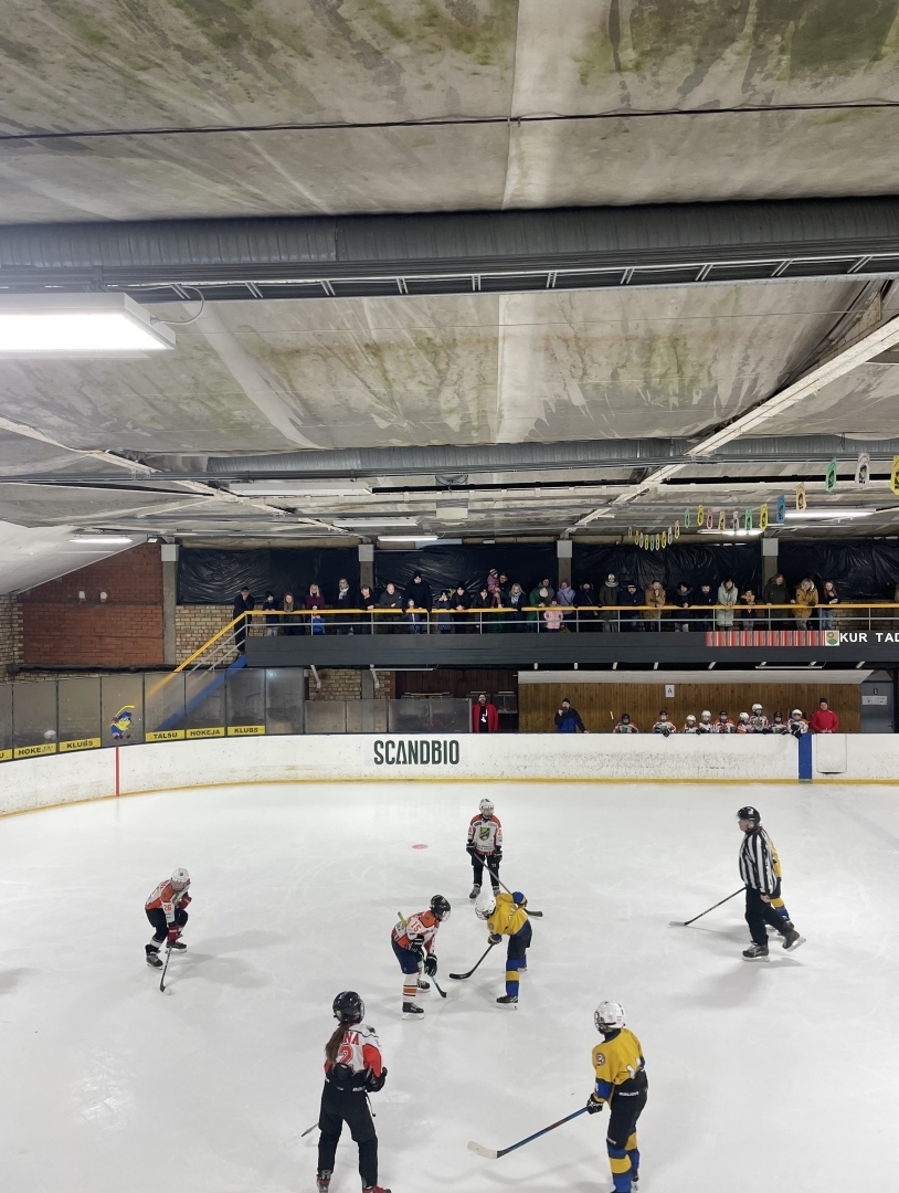Hokeja spēles U10 un U11 grupai