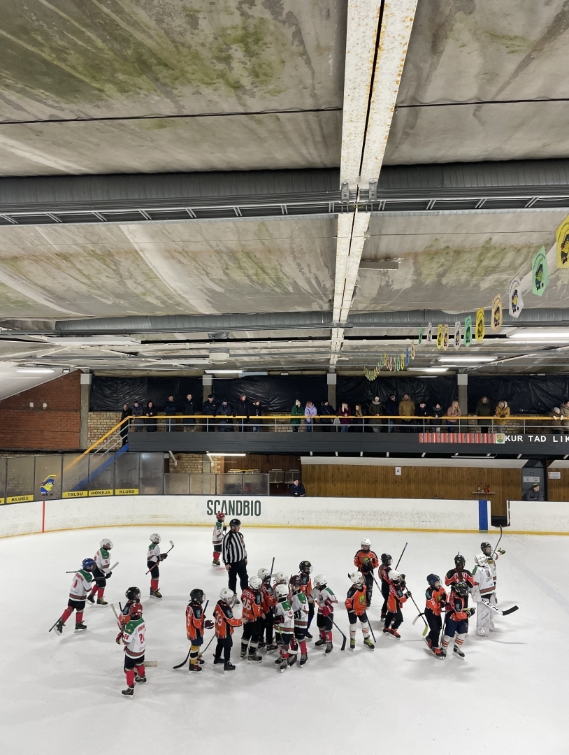 Hokeja spēles U10 un U11 grupai