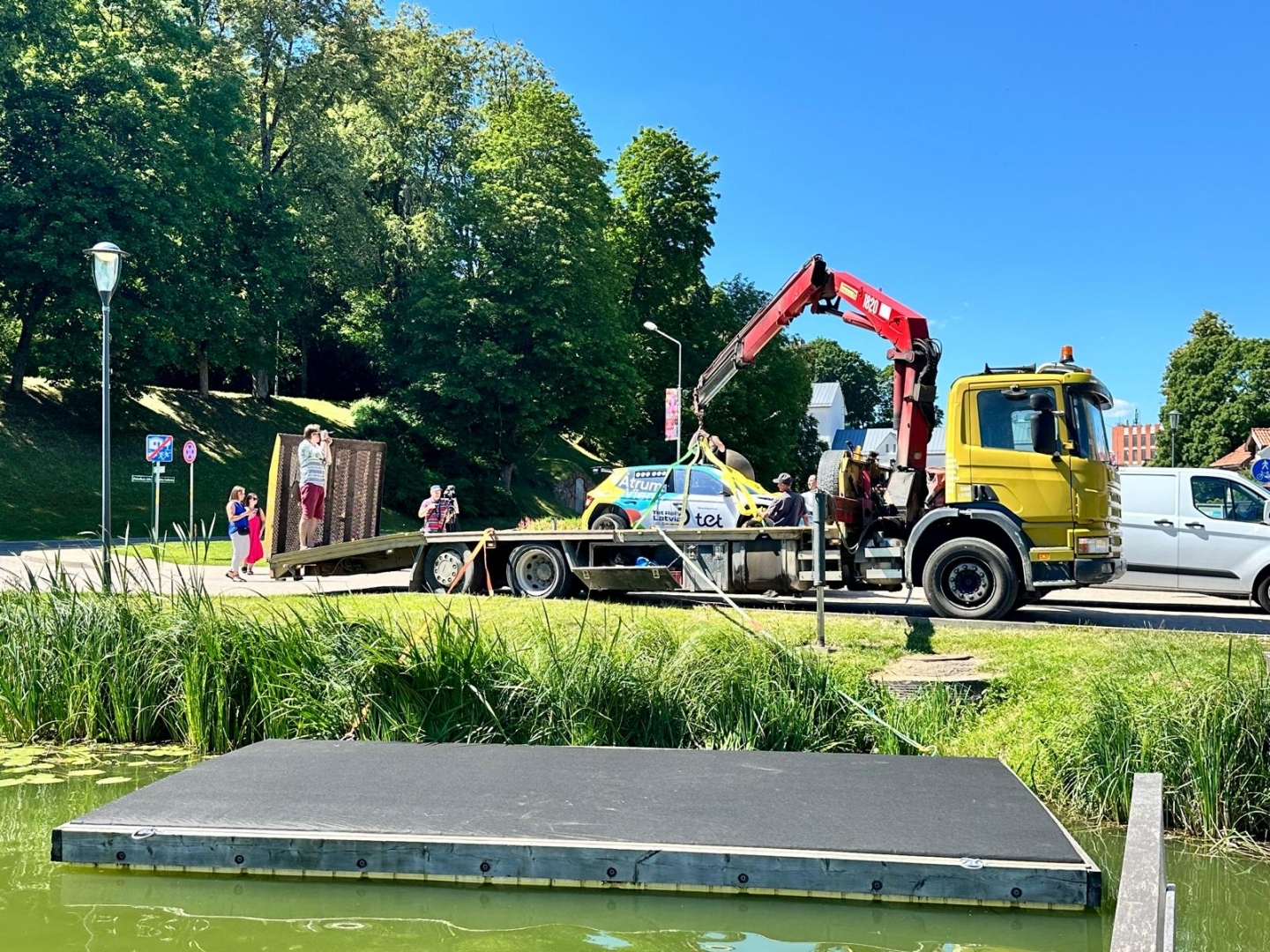 Tet Rally Latvia auto Talsu ezerā