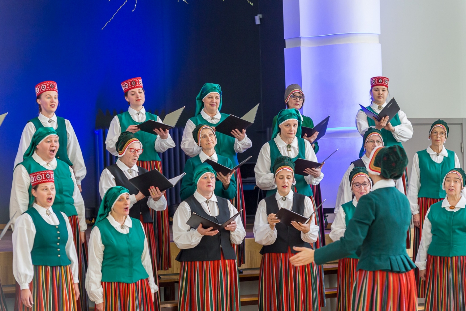 Talsu koru apriņķa repertuāra pārbaudes skates dalībnieki (Foto: K. Poriņš)