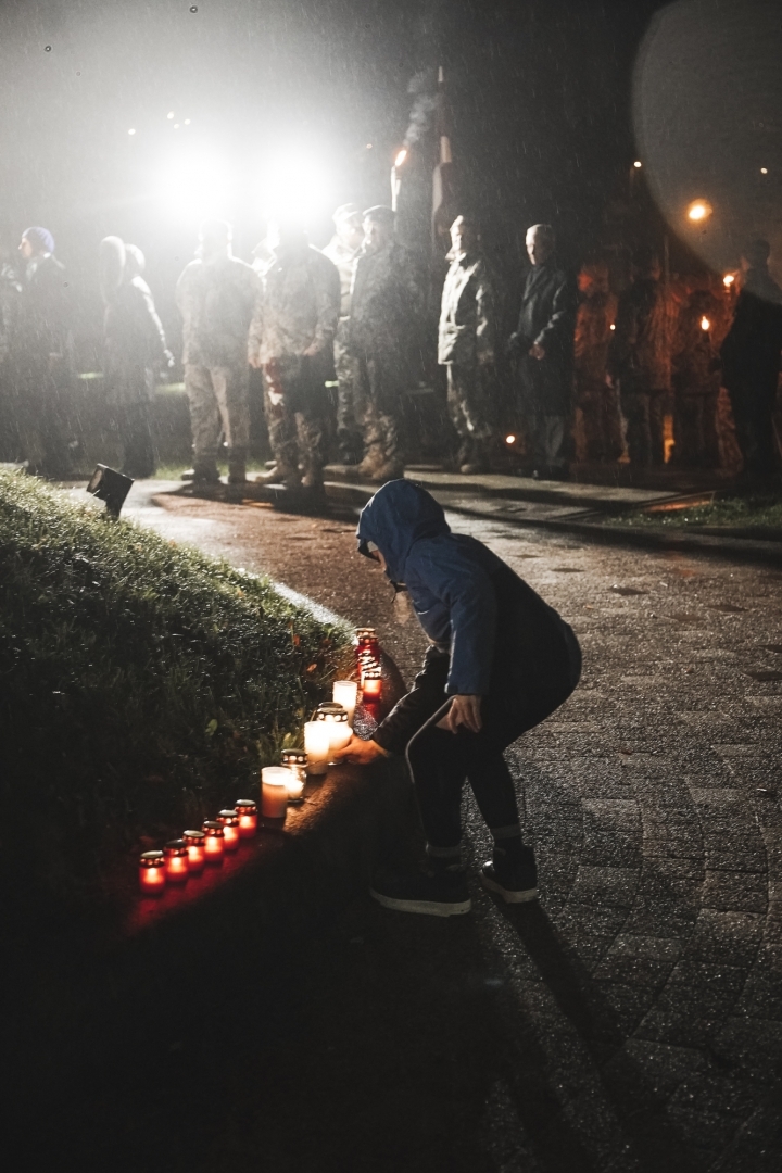 Lāčplēša dienas lāpu gājiens „Gaismas ceļš” Talsos