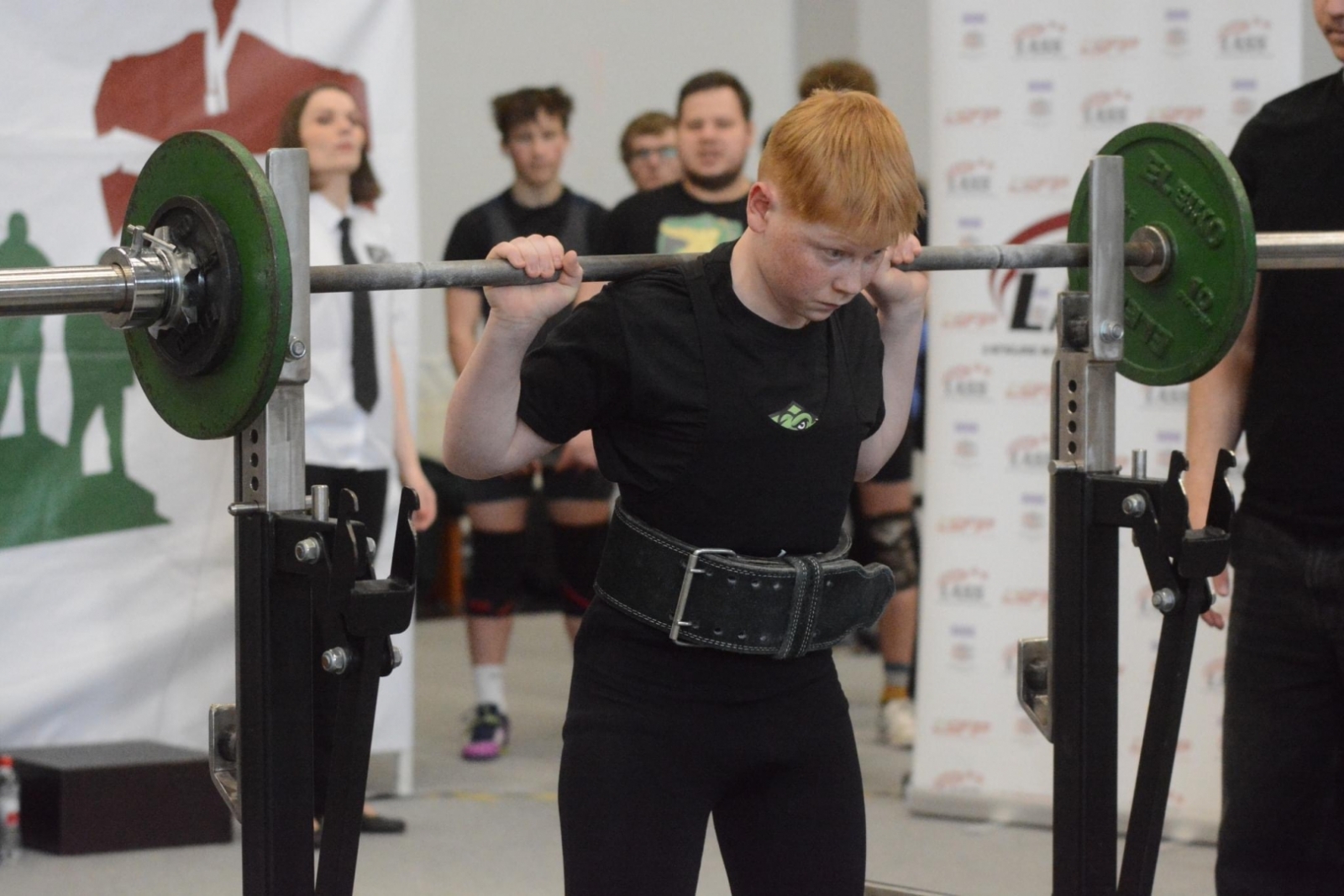 Sporta kluba „Dandijs” sportisti Latvijas čempionātā jauniešiem un junioriem spēka trīscīņā