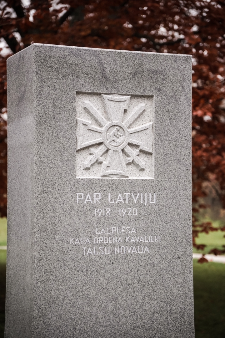 Lāčplēša Kara ordeņa kavalieru piemiņas vietas atklāšana