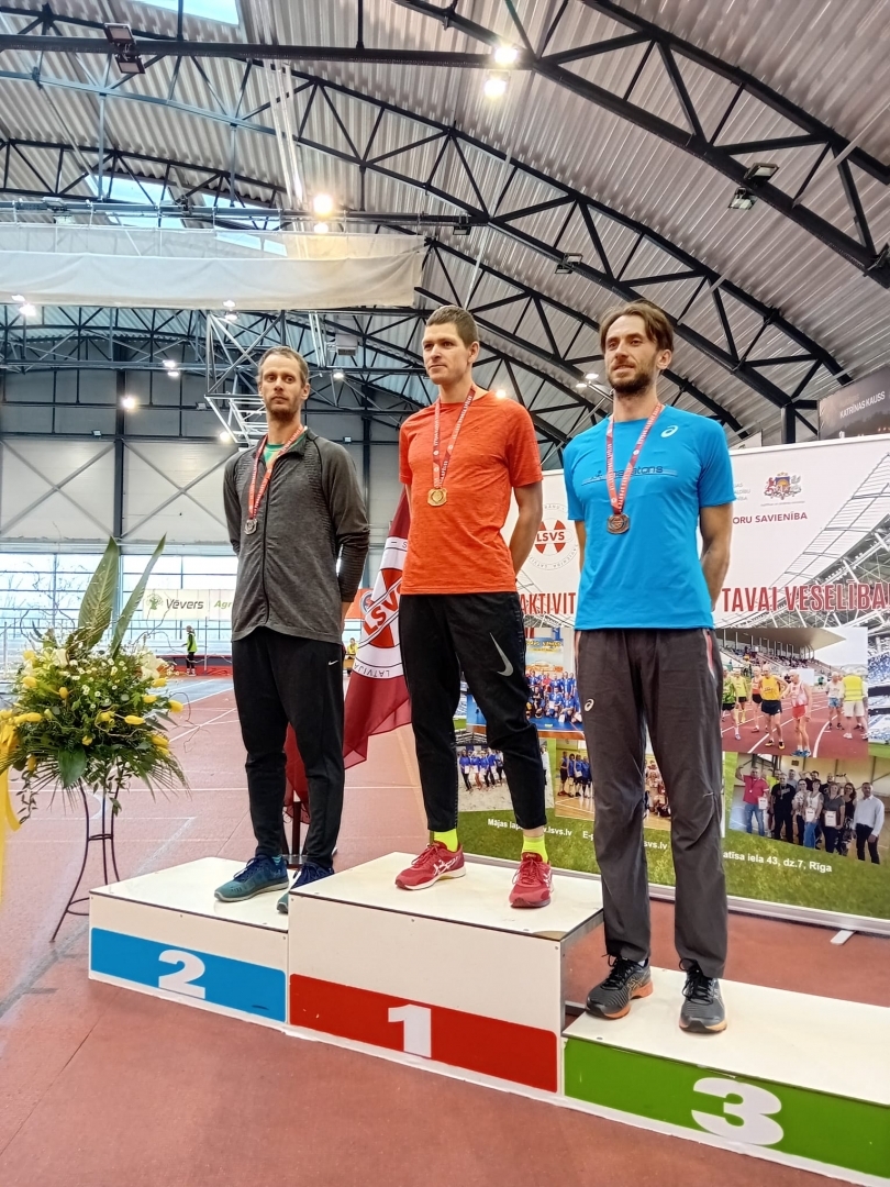 Sporta veterānu-senioru savienības sacensības vieglatlētikā telpās Kuldīgā