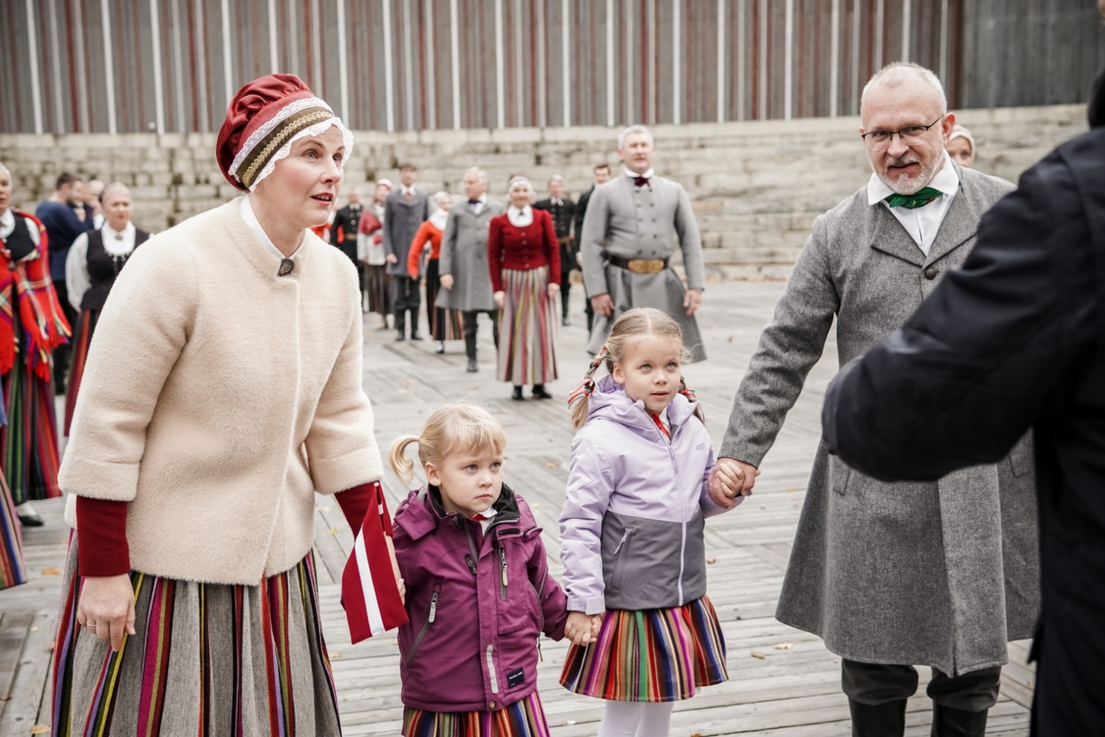 Talsu saulītes raksta veidošana Sauleskalna estrādē