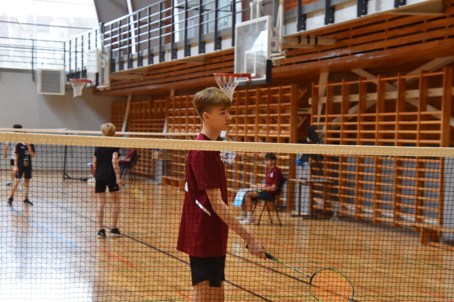 Skolu sports badmintonā