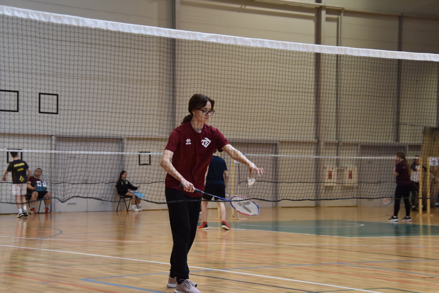 Skolu sports badmintonā