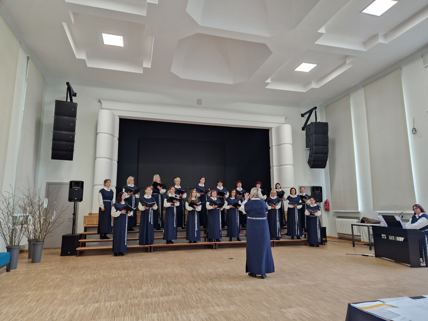 Talsu koru apriņķa amatieru koru dziesmu diena