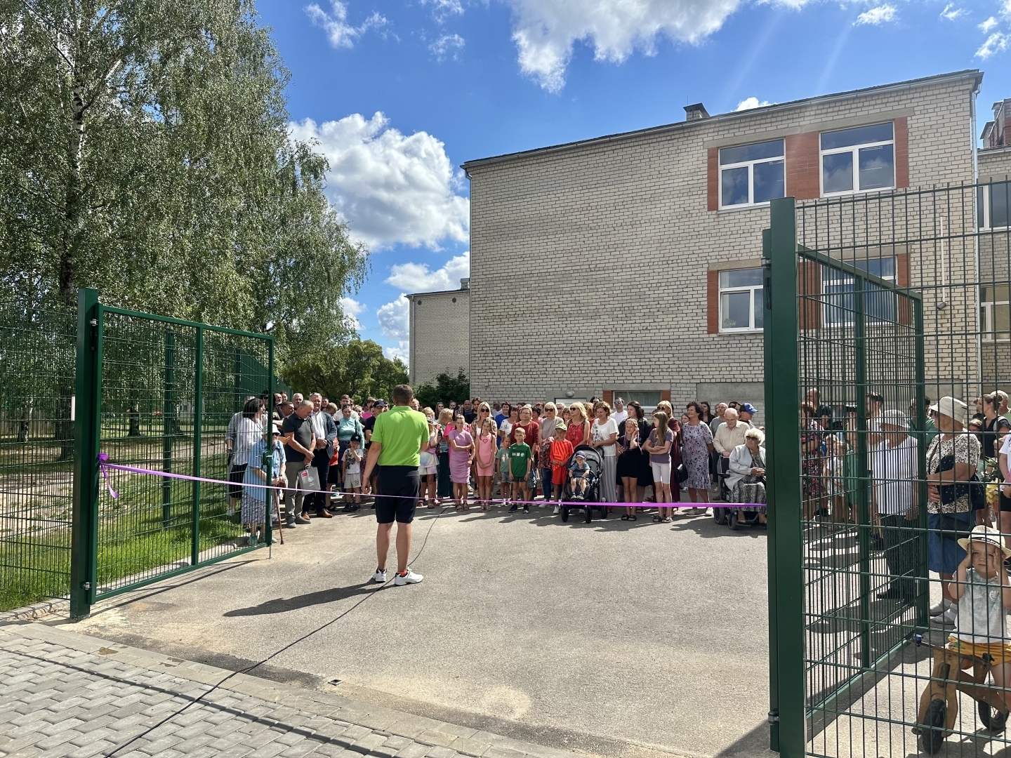 Valdemārpils vidusskolas sporta laukuma atklāšana