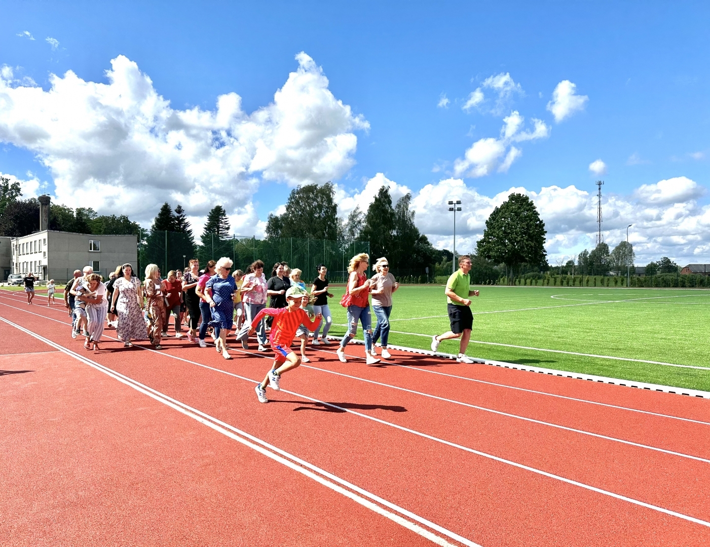 Valdemārpils vidusskolas sporta laukuma atklāšana