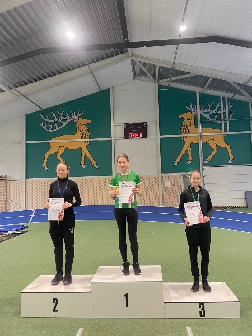 Vieglatlētikas sacensības U14 grupai