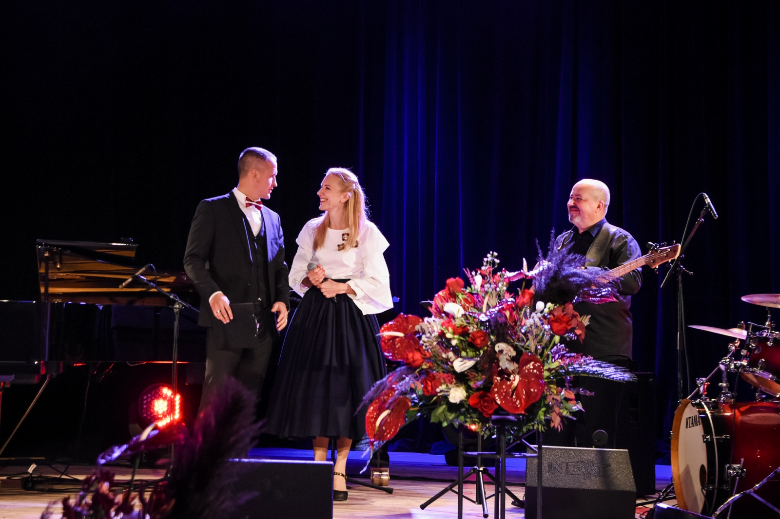 Ance Krauze un grupa, Intars Rešetins uz skatuves (73)