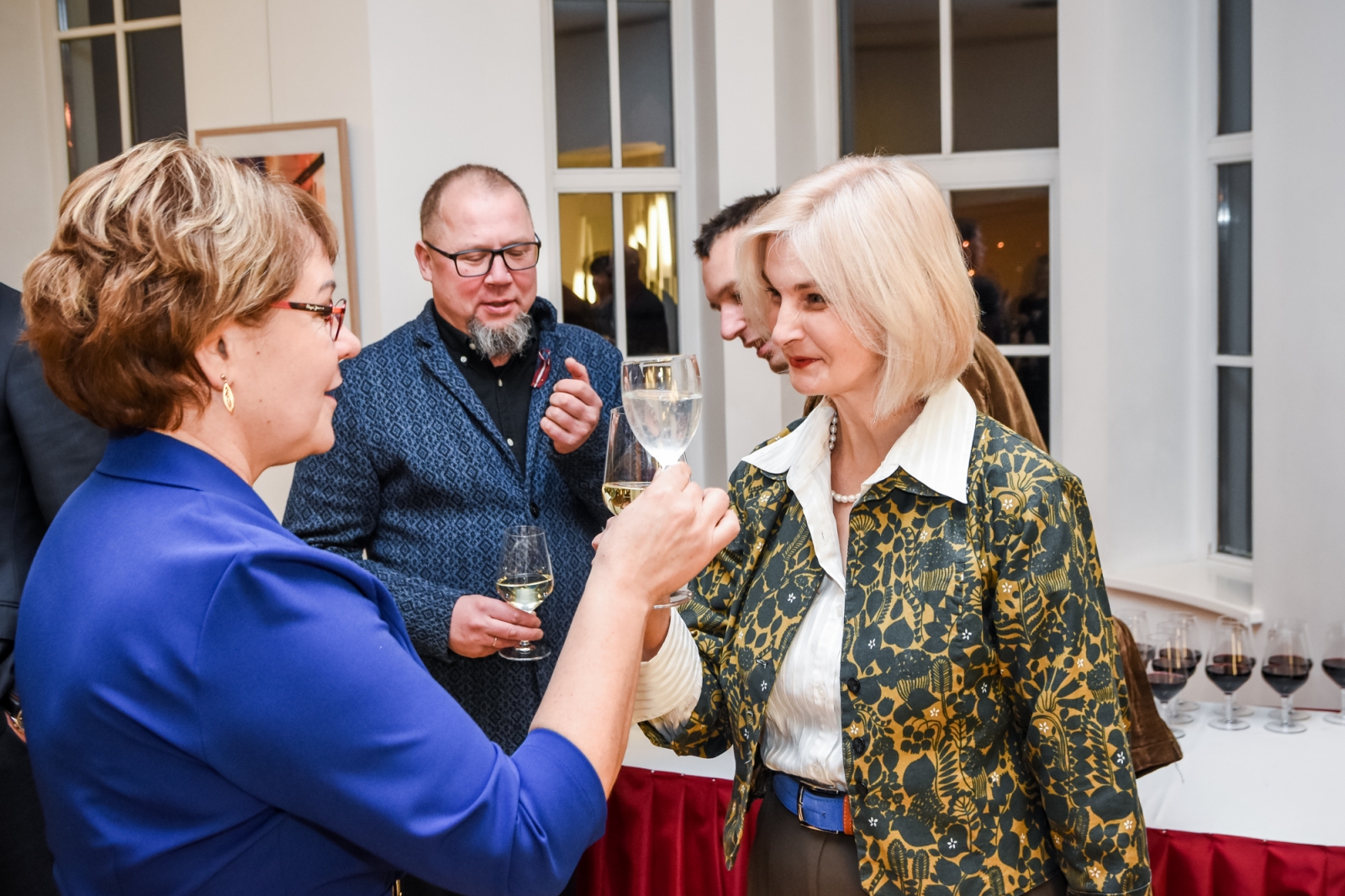 Talsu novada domes priekšsēdētāja Eva Kārkliņa sagaida Dianu Dzelmi (11)