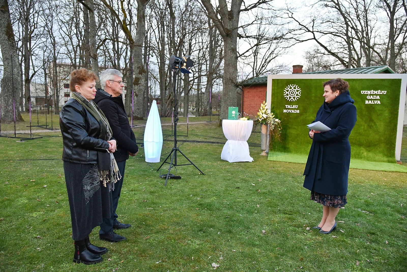 Vicinsku ģimeni sagaida Sandra Pētersone